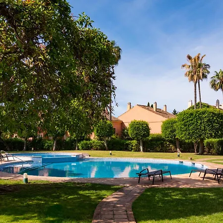 Luxury Golf In Guadalmina Baja Pool *